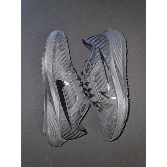 Nike Air Zoom Pegasus 40. Black Anthracite, SIZE 11 - DV3853-002 - Picture 6 of 7